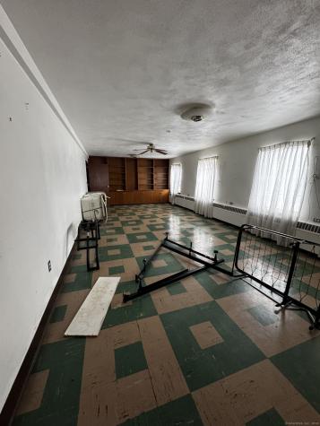 11 Charter Oak Place Hartford CT 06106