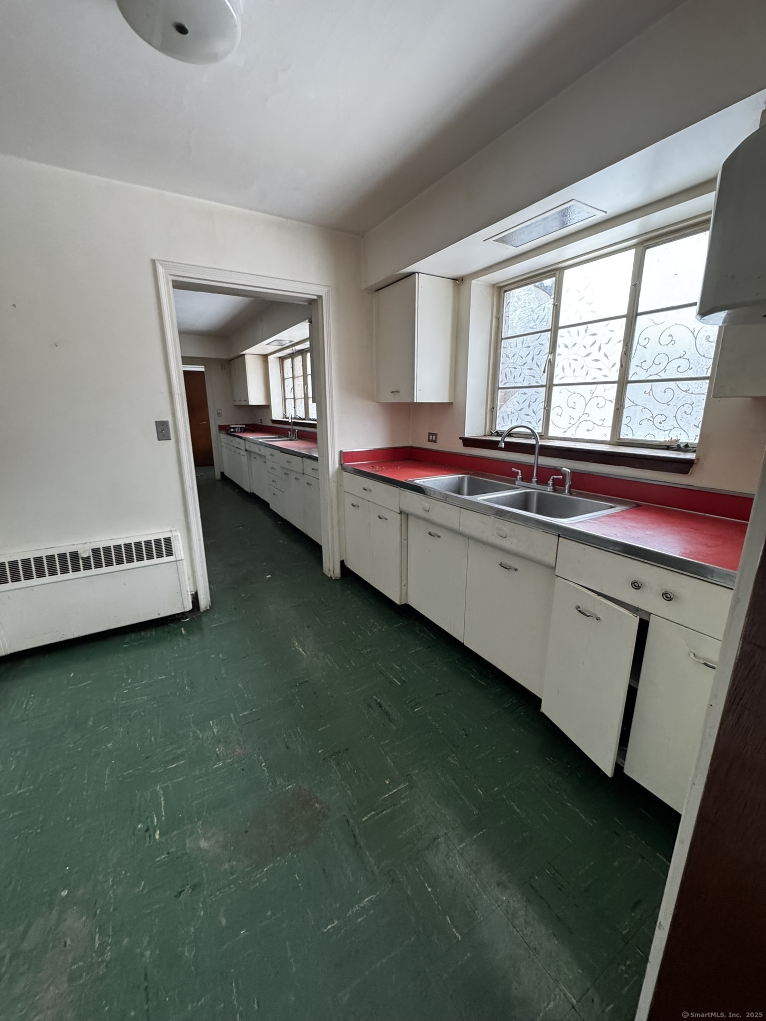 11 Charter Oak Place Hartford CT 06106