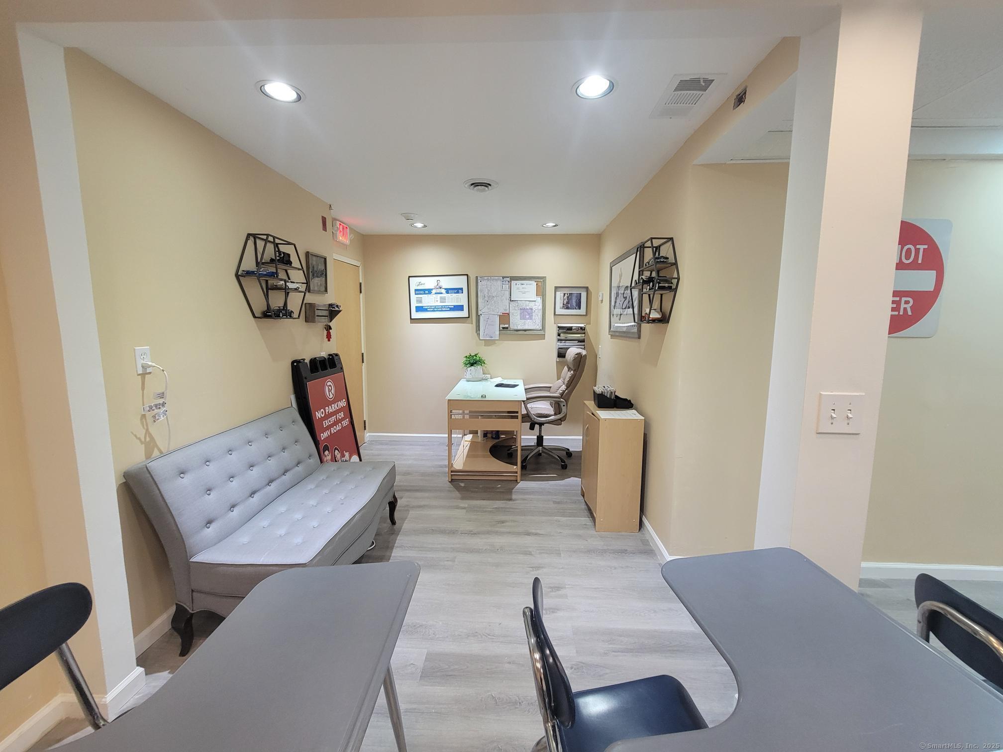 304 Federal Road Brookfield CT 06804