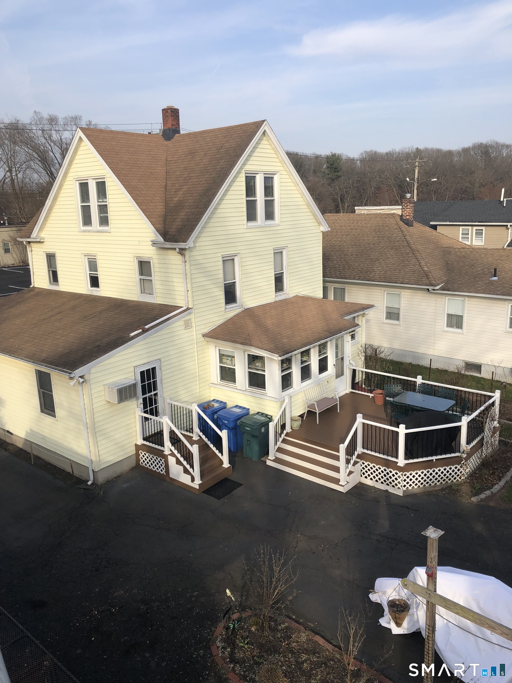 15 Oregon Avenue Hamden CT 06514