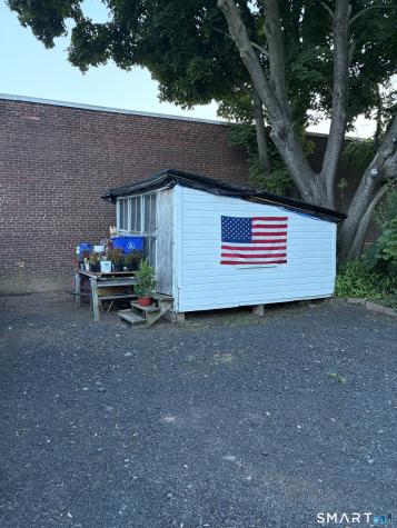 15 Oregon Avenue Hamden CT 06514