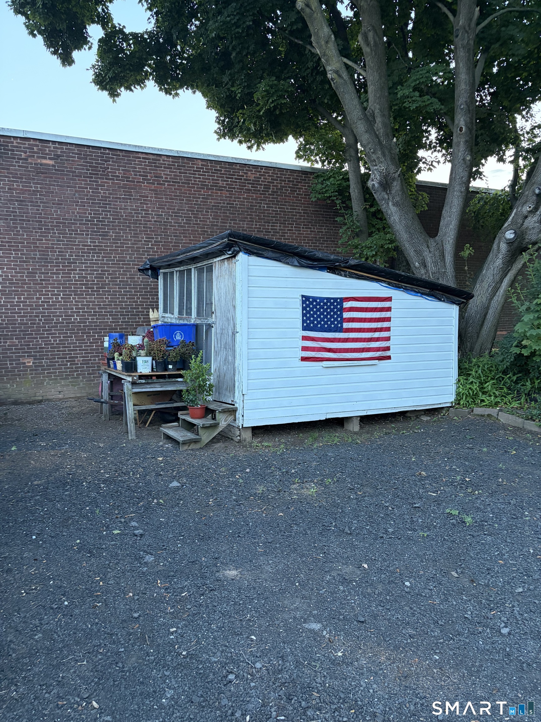 15 Oregon Avenue Hamden CT 06514