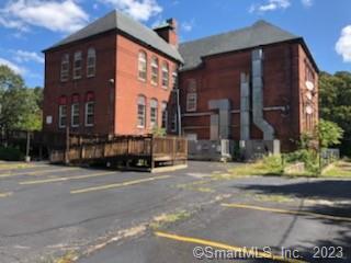 327 Laurel Hill Avenue Norwich CT 06360