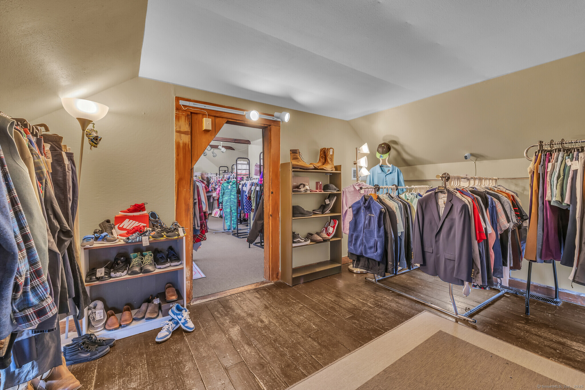 1058 Boston Post Road Guilford CT 06437
