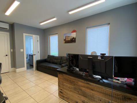 299 Chapel Street New Haven CT 06513
