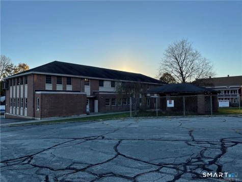 15-23 Marshall Street Putnam CT 06260