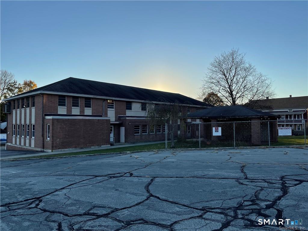 15-23 Marshall Street Putnam CT 06260