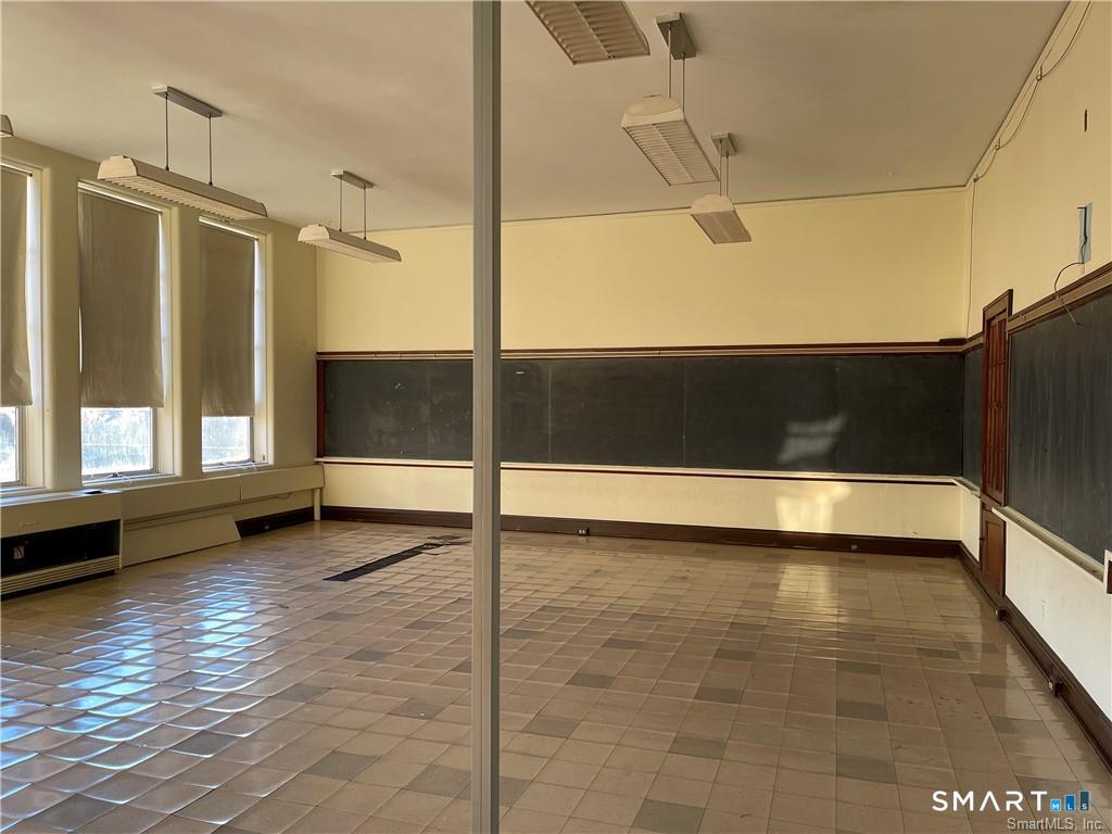 15-23 Marshall Street Putnam CT 06260