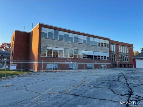 15-23 Marshall Street Putnam CT 06260