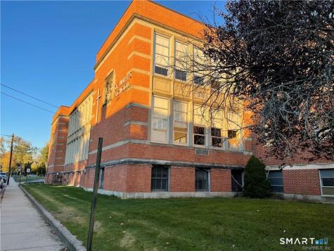 15-23 Marshall Street Putnam CT 06260