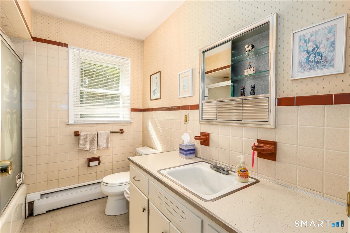 32 Old New Milford Road Brookfield CT 06804