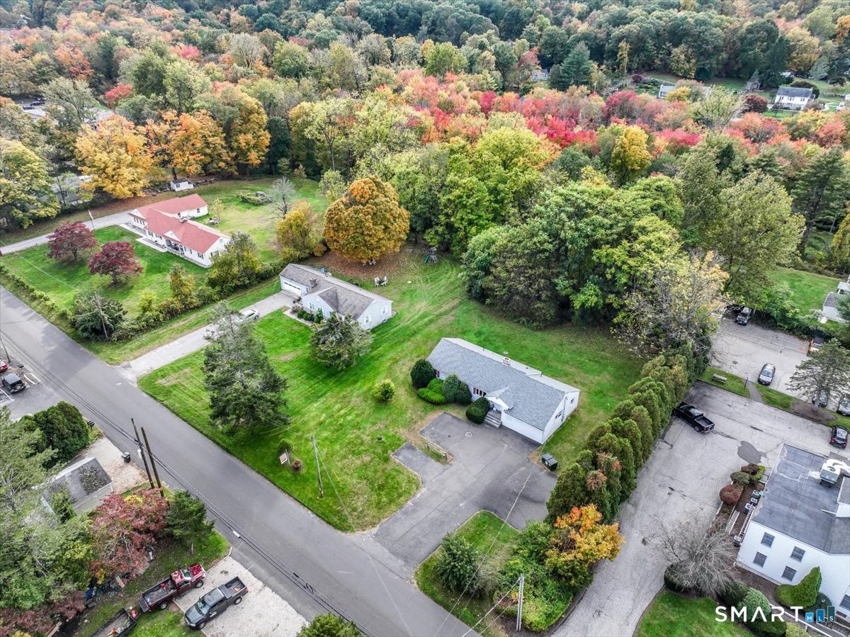 32 Old New Milford Road Brookfield CT 06804