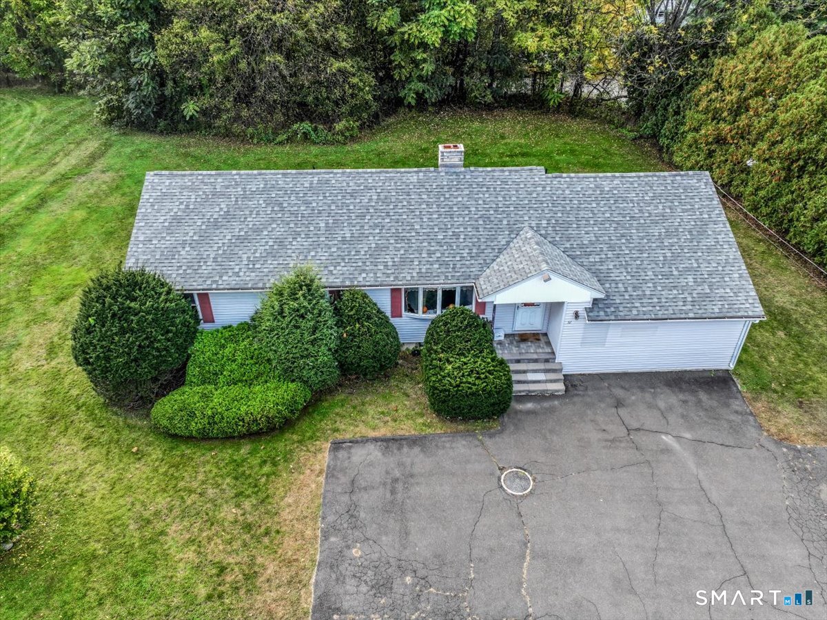 32 Old New Milford Road Brookfield CT 06804