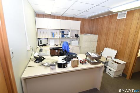 33 Connecticut Boulevard East Hartford CT 06108