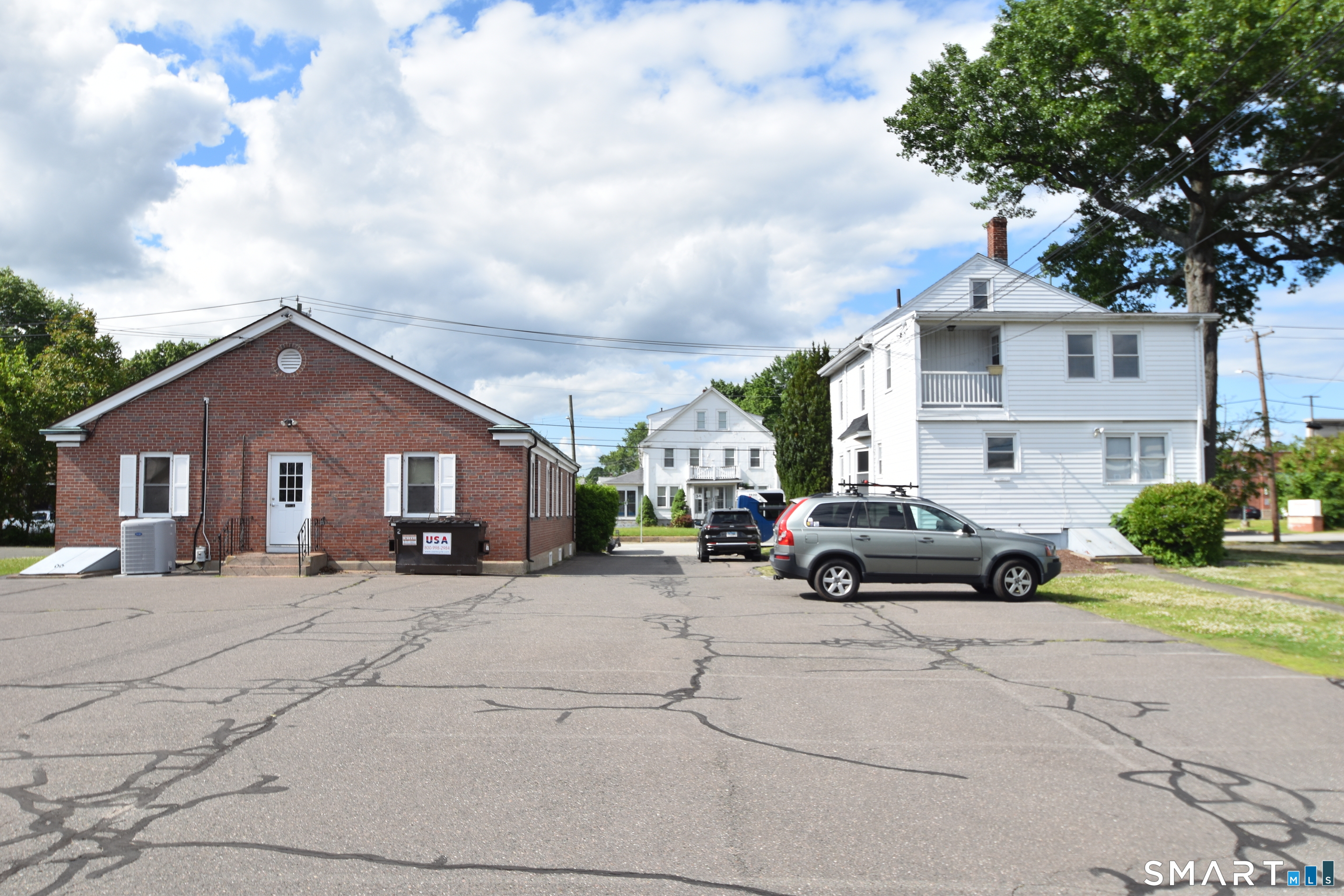 33 Connecticut Boulevard East Hartford CT 06108
