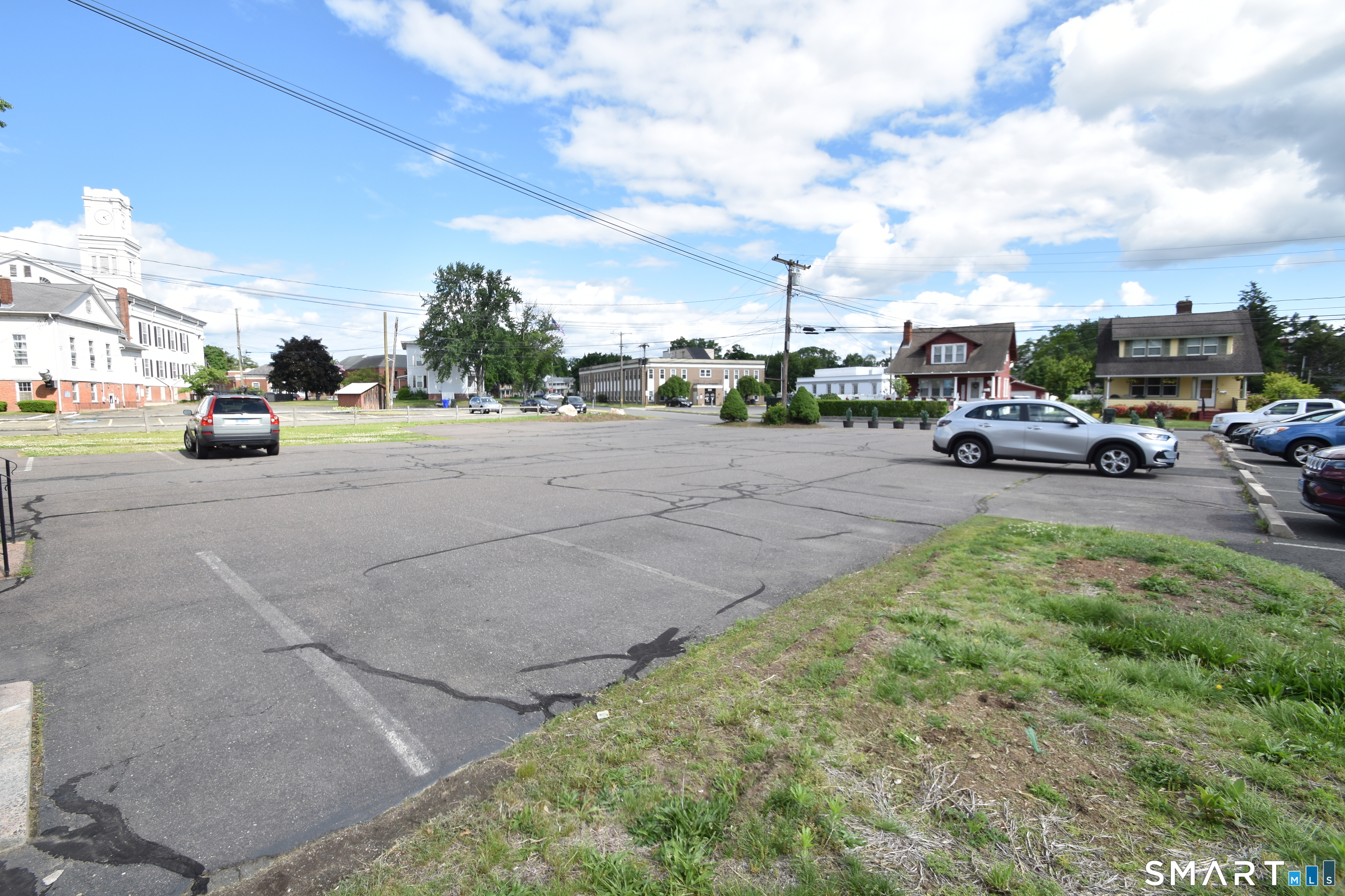 33 Connecticut Boulevard East Hartford CT 06108