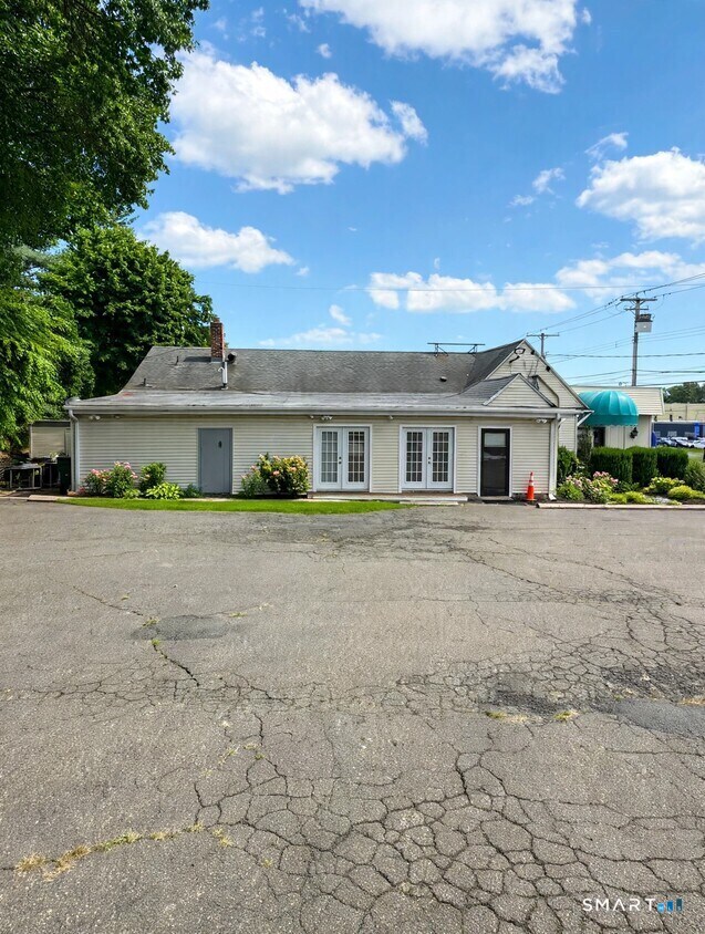 441 Derby Avenue West Haven CT 06516