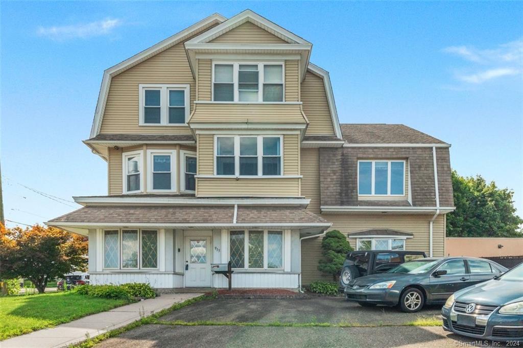 915 Maple Avenue Hartford CT 06114