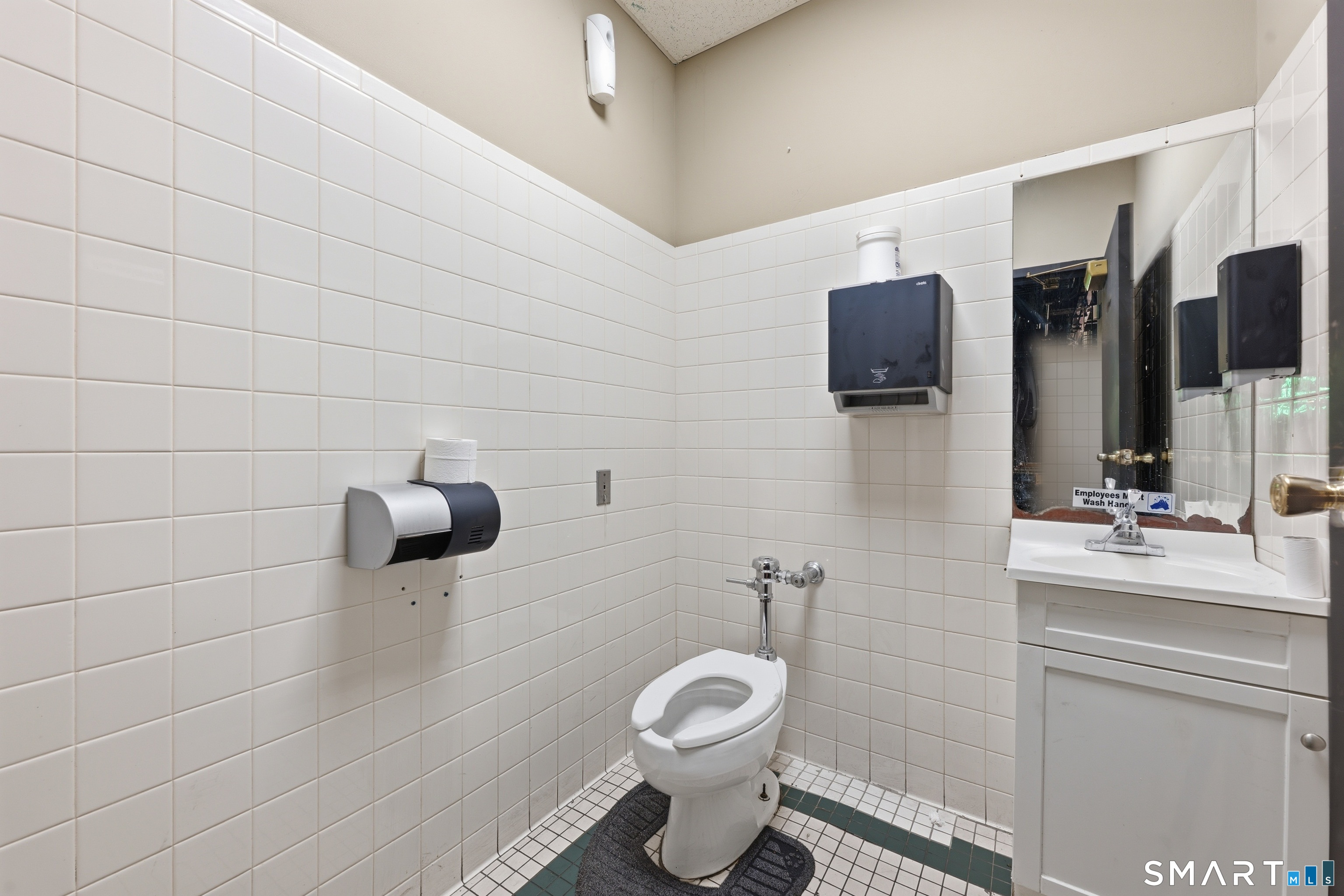 370 E Main Street Ansonia CT 06401