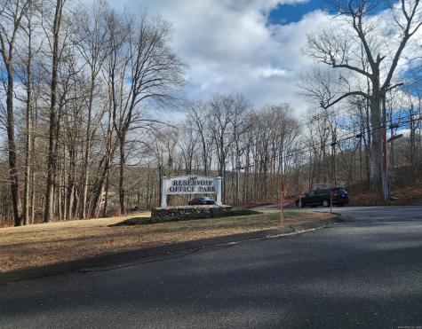 1449 Old Waterbury Road Southbury CT 06488