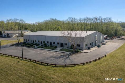 13 West Parkway Plainfield CT 06374