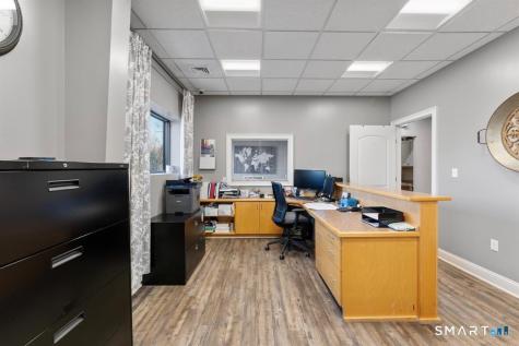 13 West Parkway Plainfield CT 06374