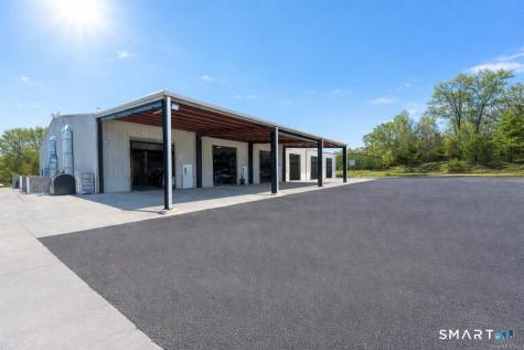 13 West Parkway Plainfield CT 06374