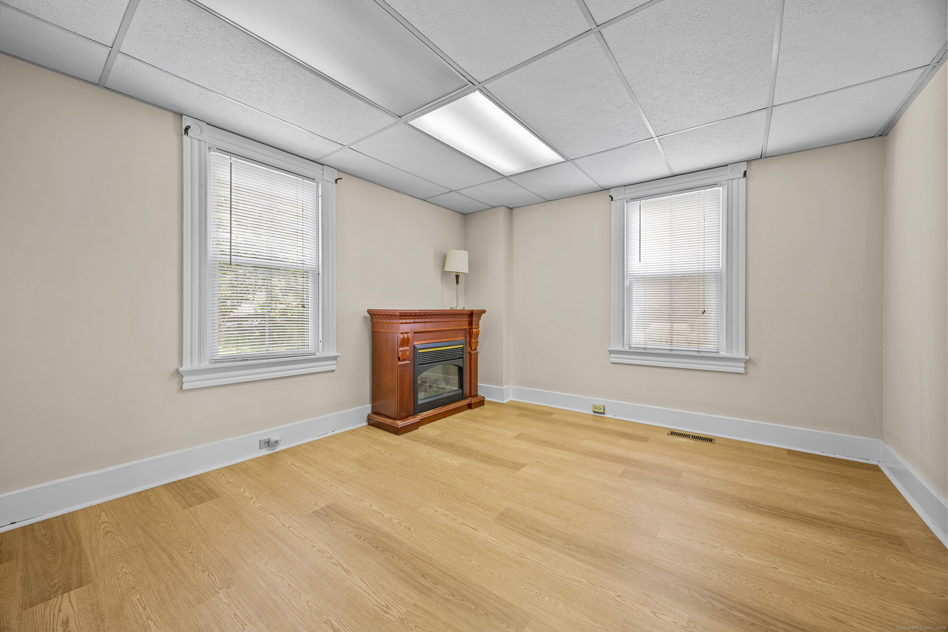 85 School Ground Road Branford CT 06405