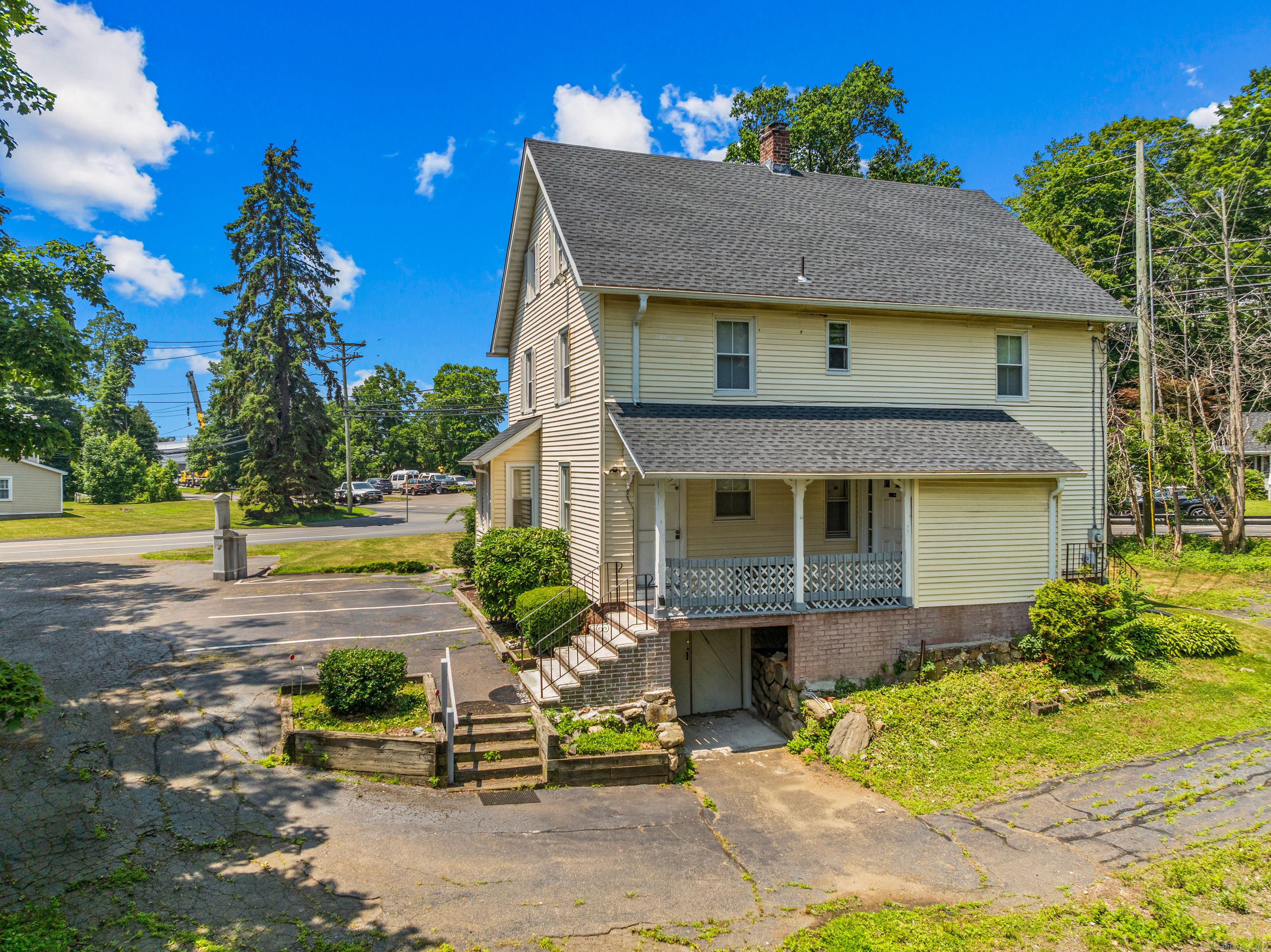 85 School Ground Road Branford CT 06405