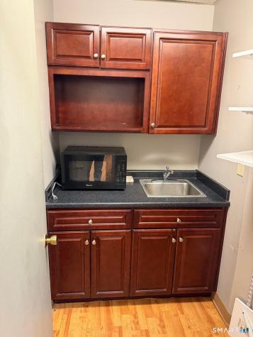 3715 Main Street Bridgeport CT 06606