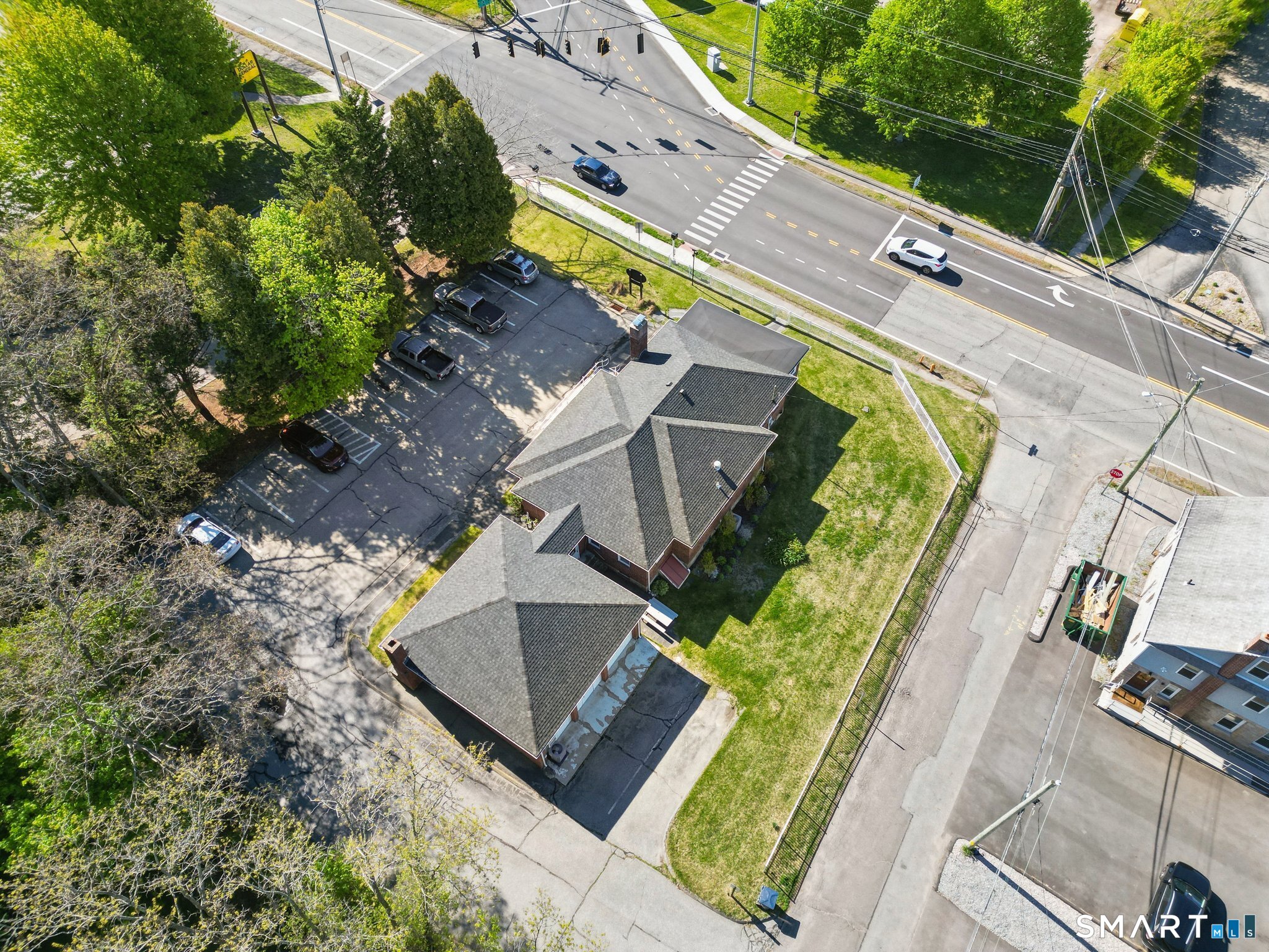 83 Boston Post Road Waterford CT 06385