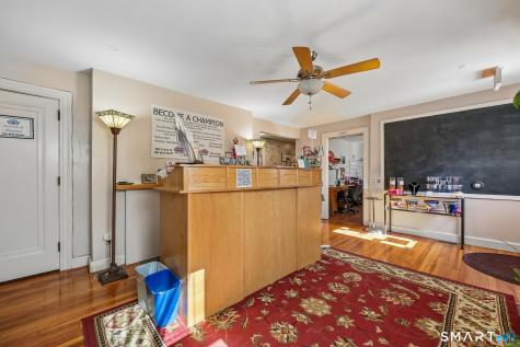 83 Boston Post Road Waterford CT 06385