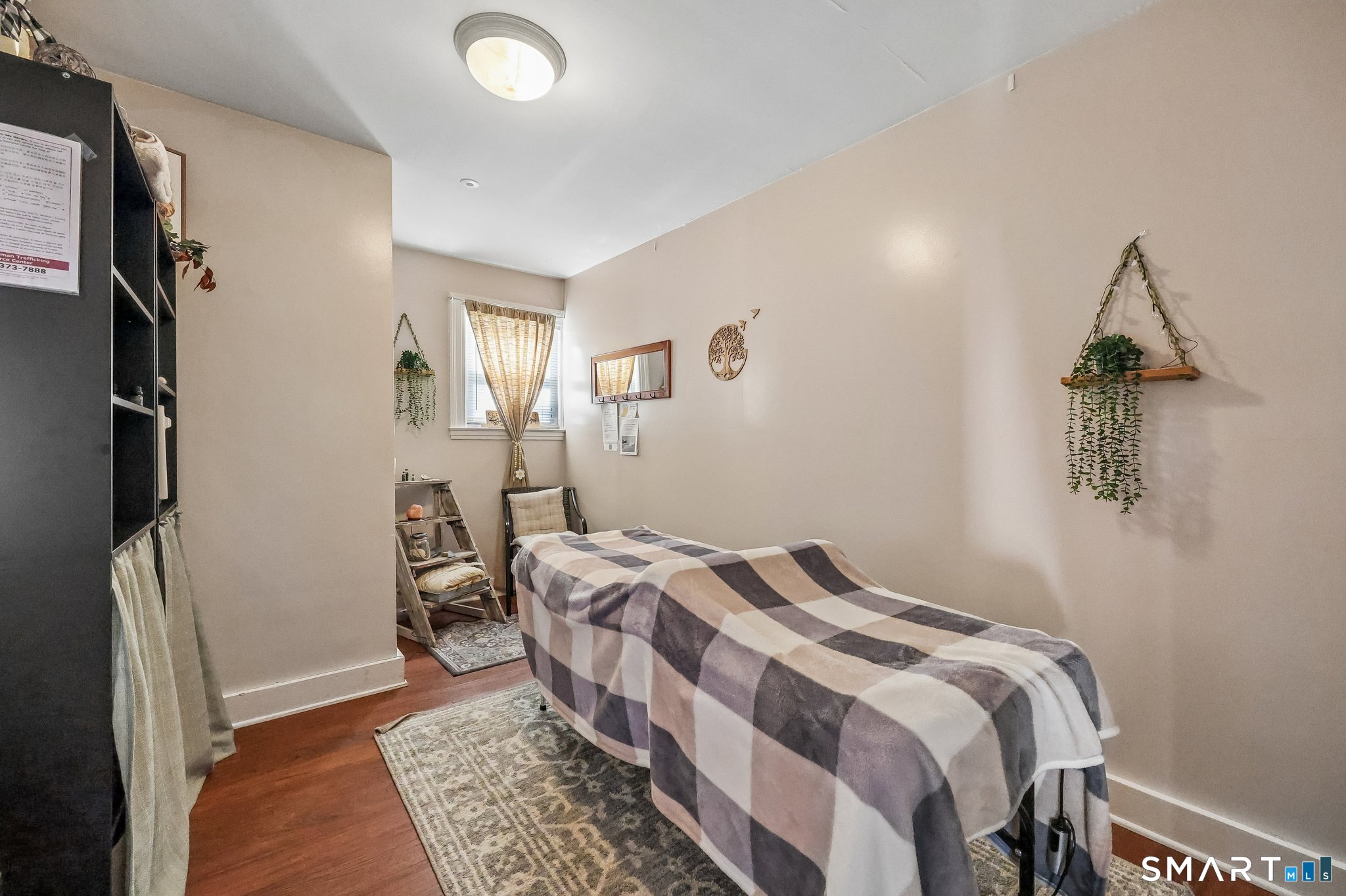 83 Boston Post Road Waterford CT 06385