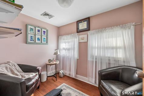 83 Boston Post Road Waterford CT 06385