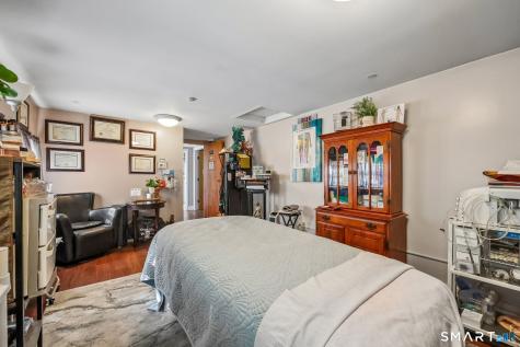 83 Boston Post Road Waterford CT 06385