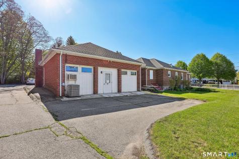 83 Boston Post Road Waterford CT 06385