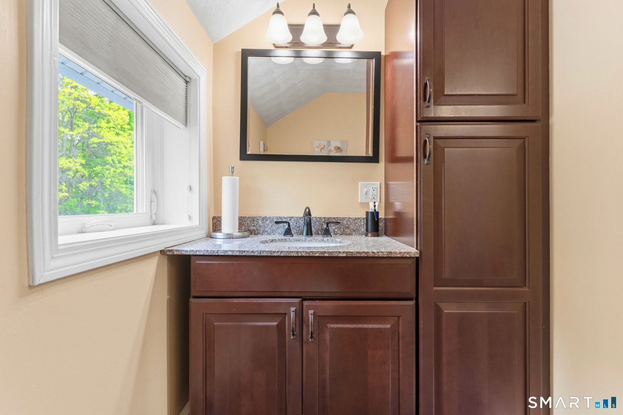 139 Riverside Drive Thompson CT 06277