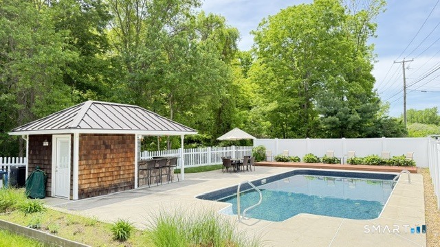 139 Riverside Drive Thompson CT 06277