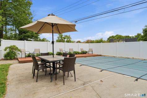139 Riverside Drive Thompson CT 06277