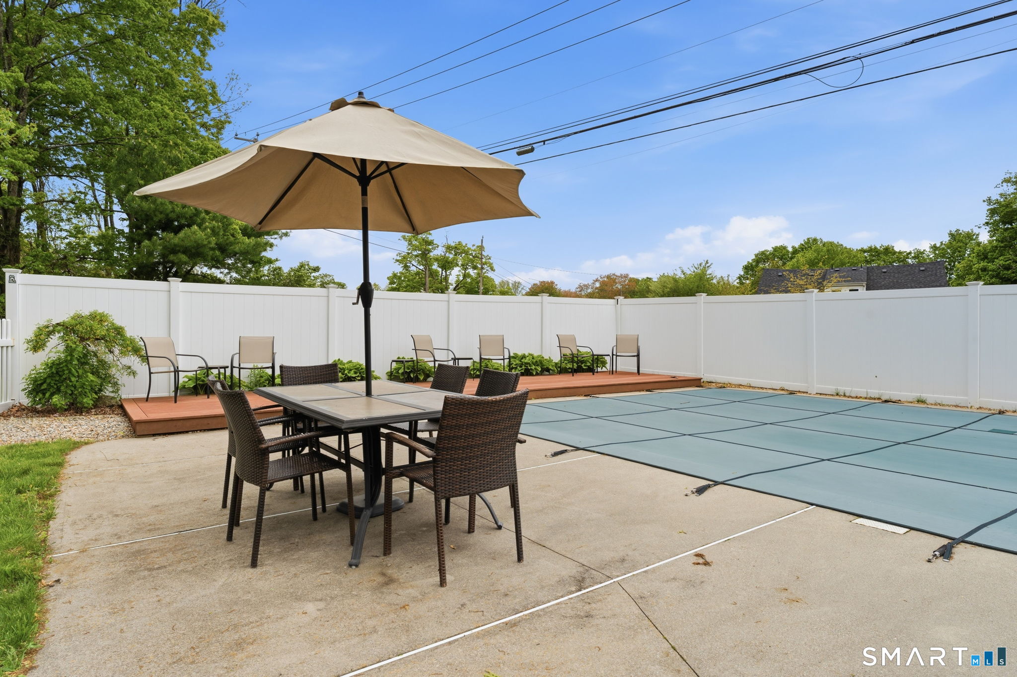 139 Riverside Drive Thompson CT 06277