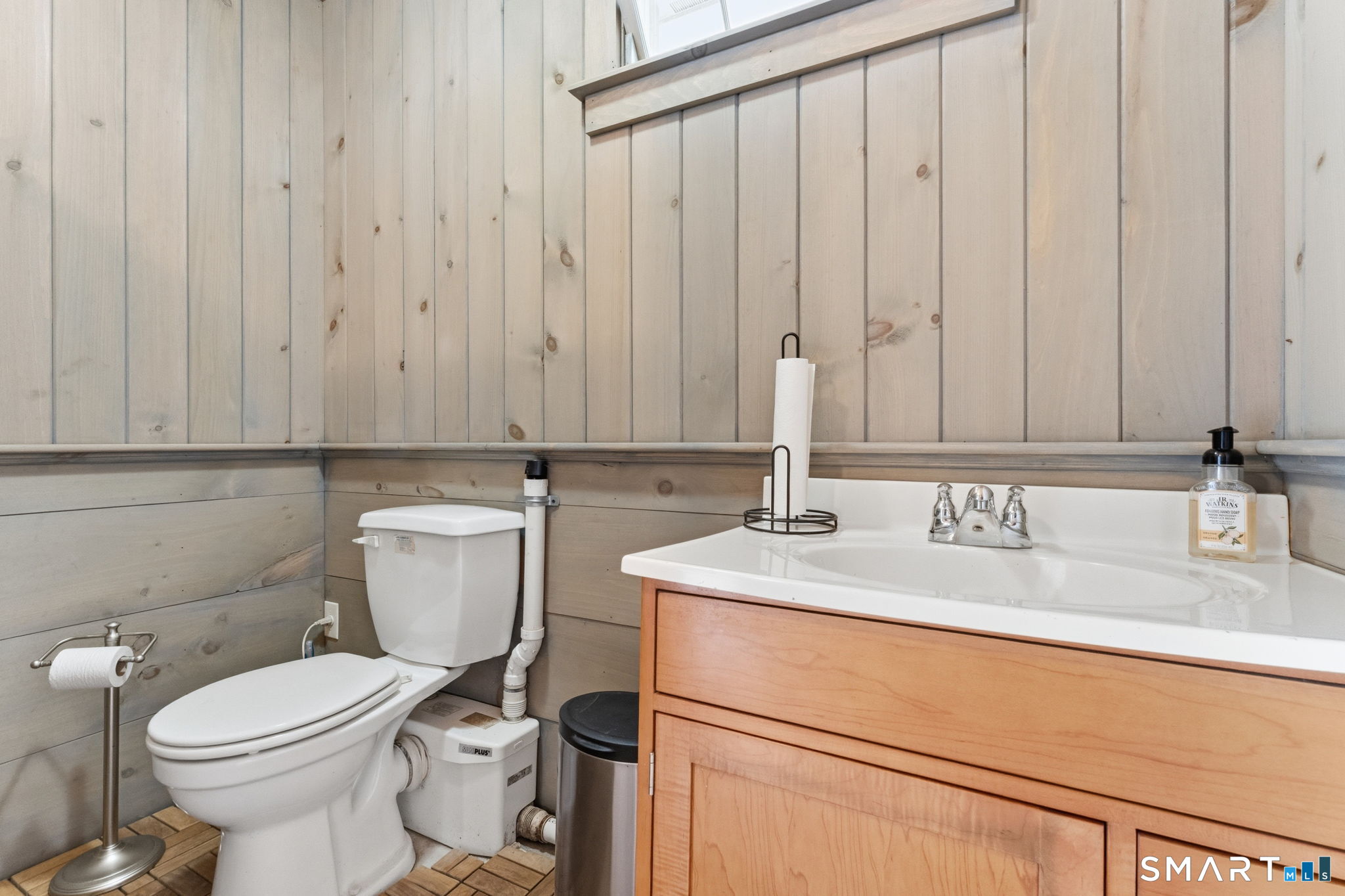 139 Riverside Drive Thompson CT 06277