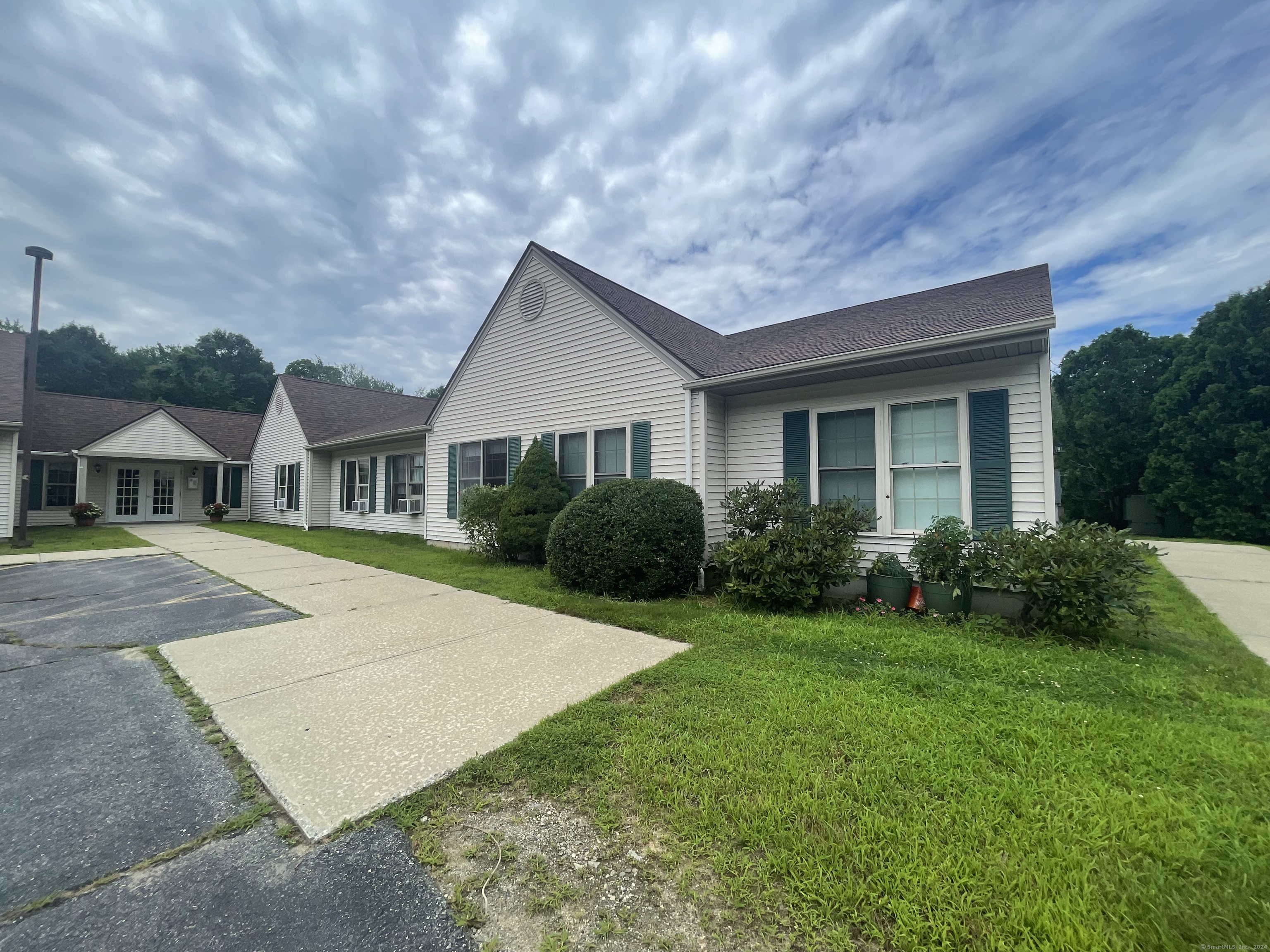 30 Knollwood Drive Canterbury CT 06331