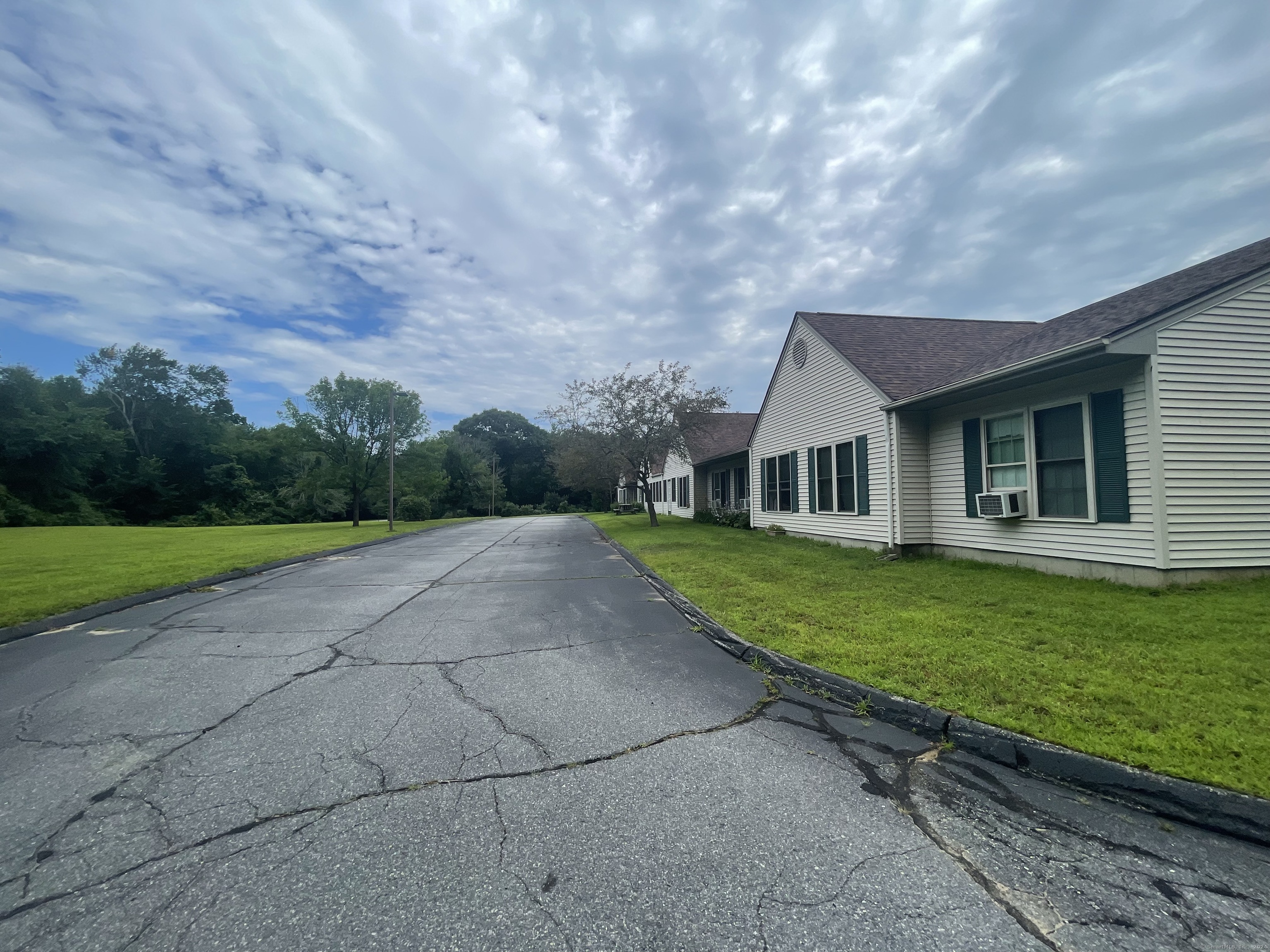 30 Knollwood Drive Canterbury CT 06331