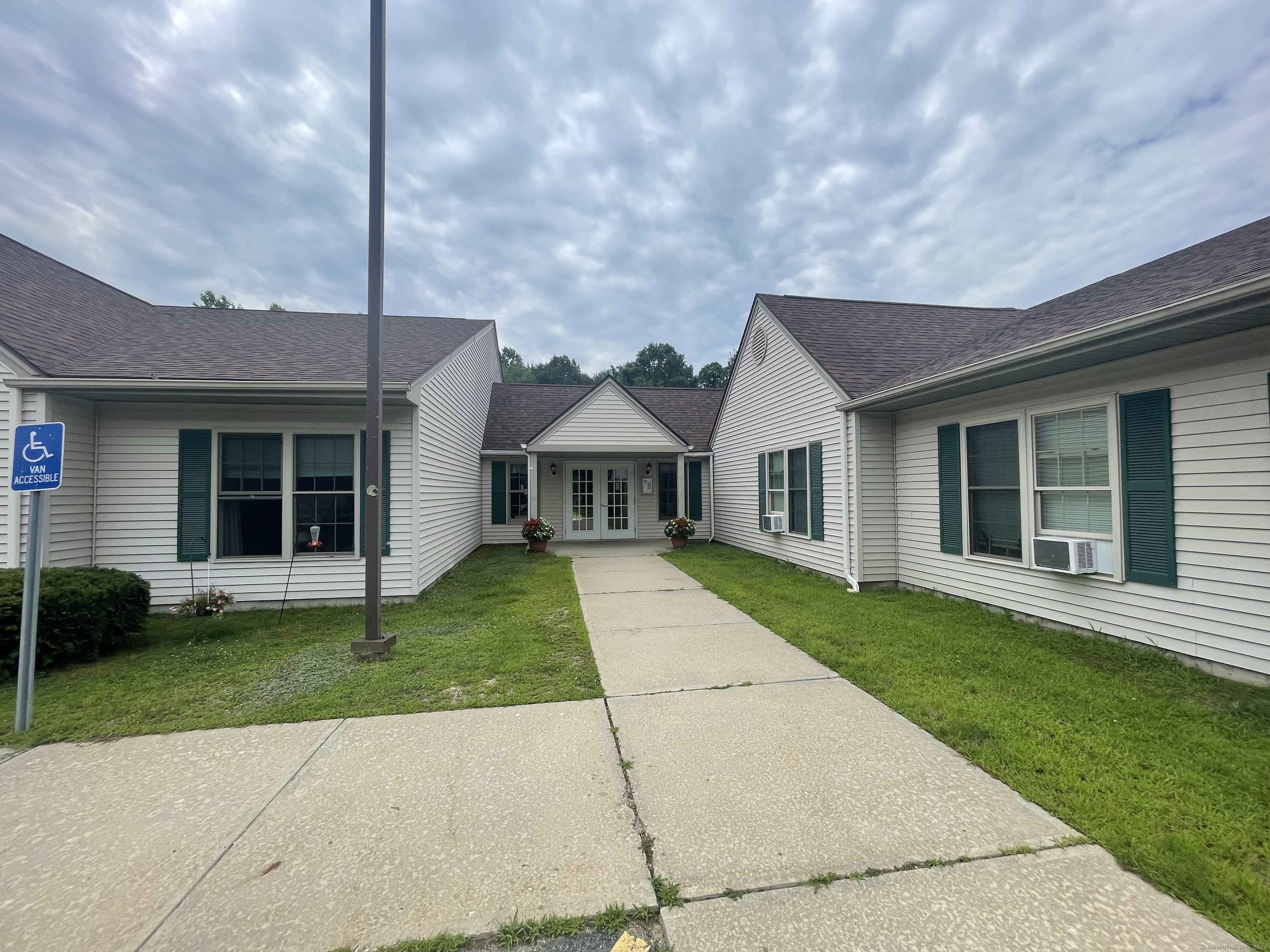 30 Knollwood Drive Canterbury CT 06331