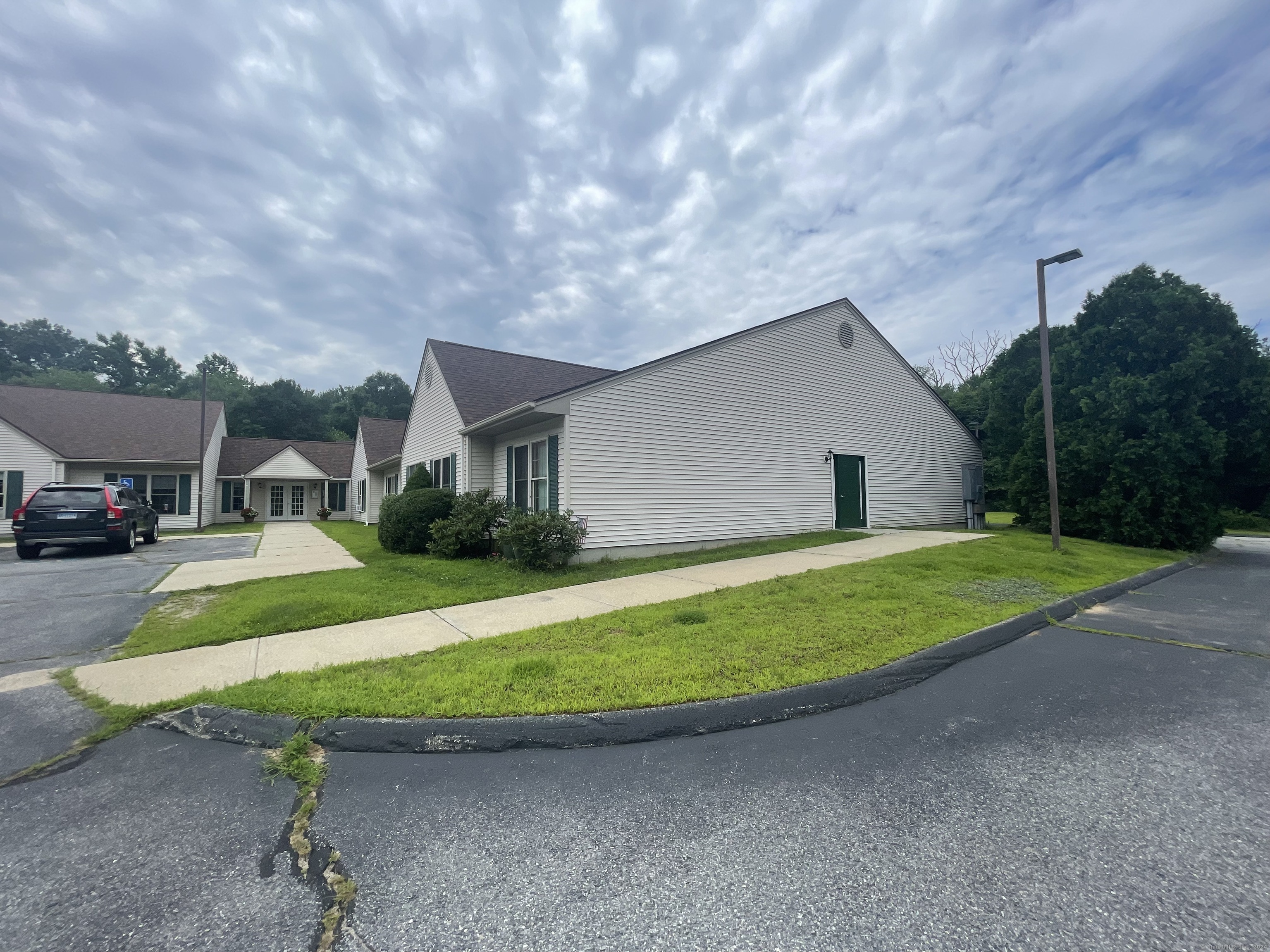 30 Knollwood Drive Canterbury CT 06331