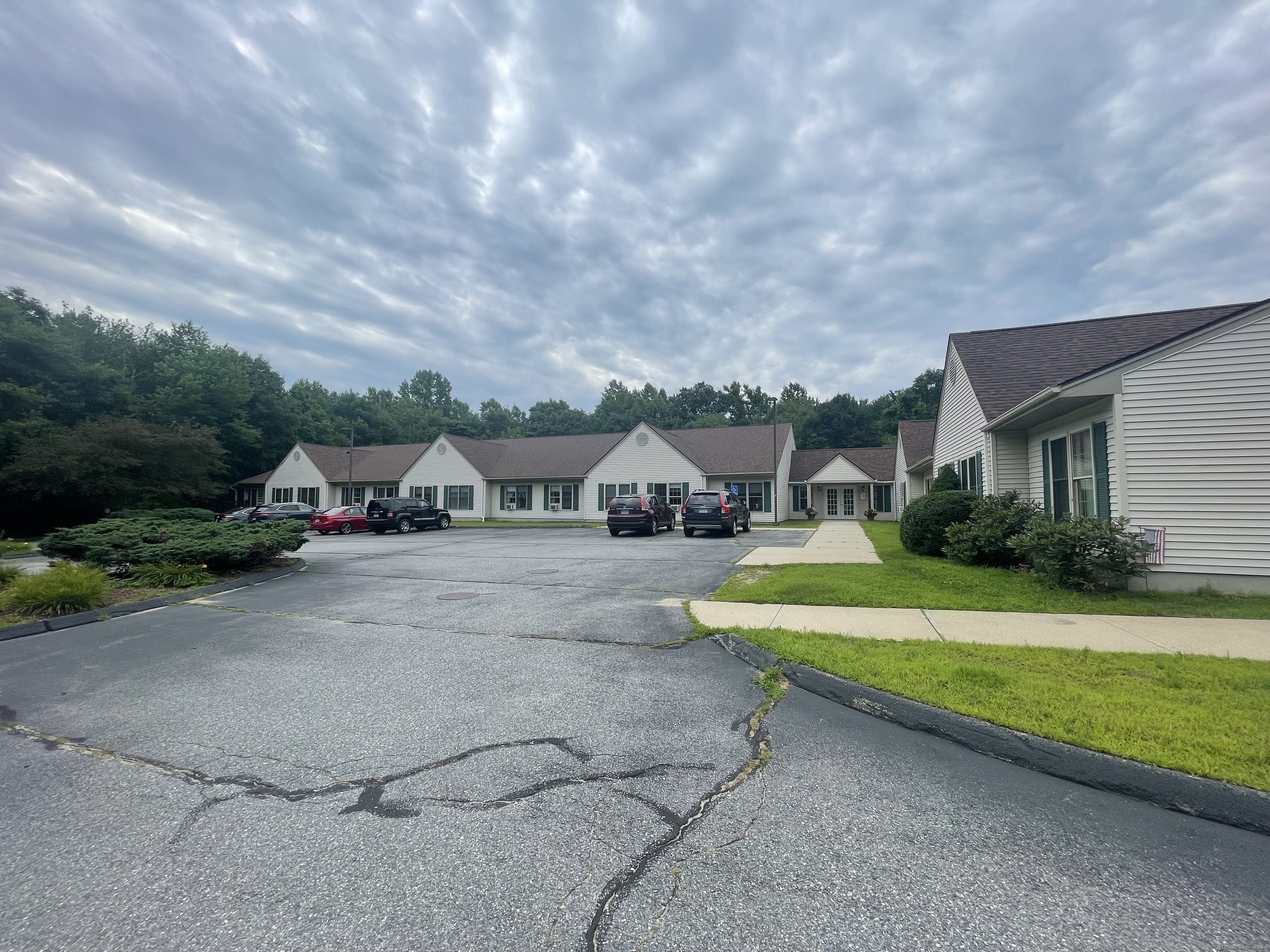 30 Knollwood Drive Canterbury CT 06331
