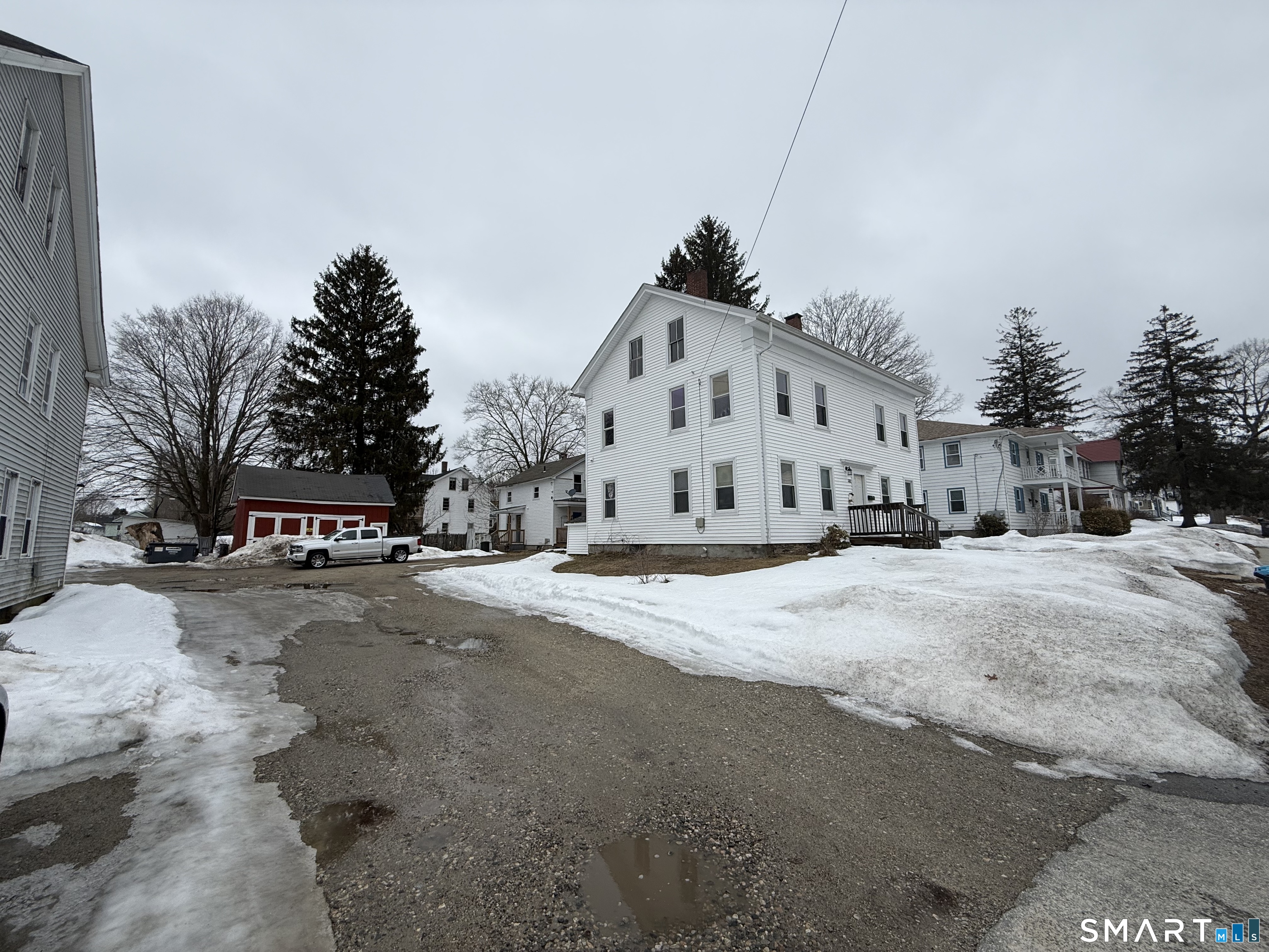 330-342 Church Street Putnam CT 06260