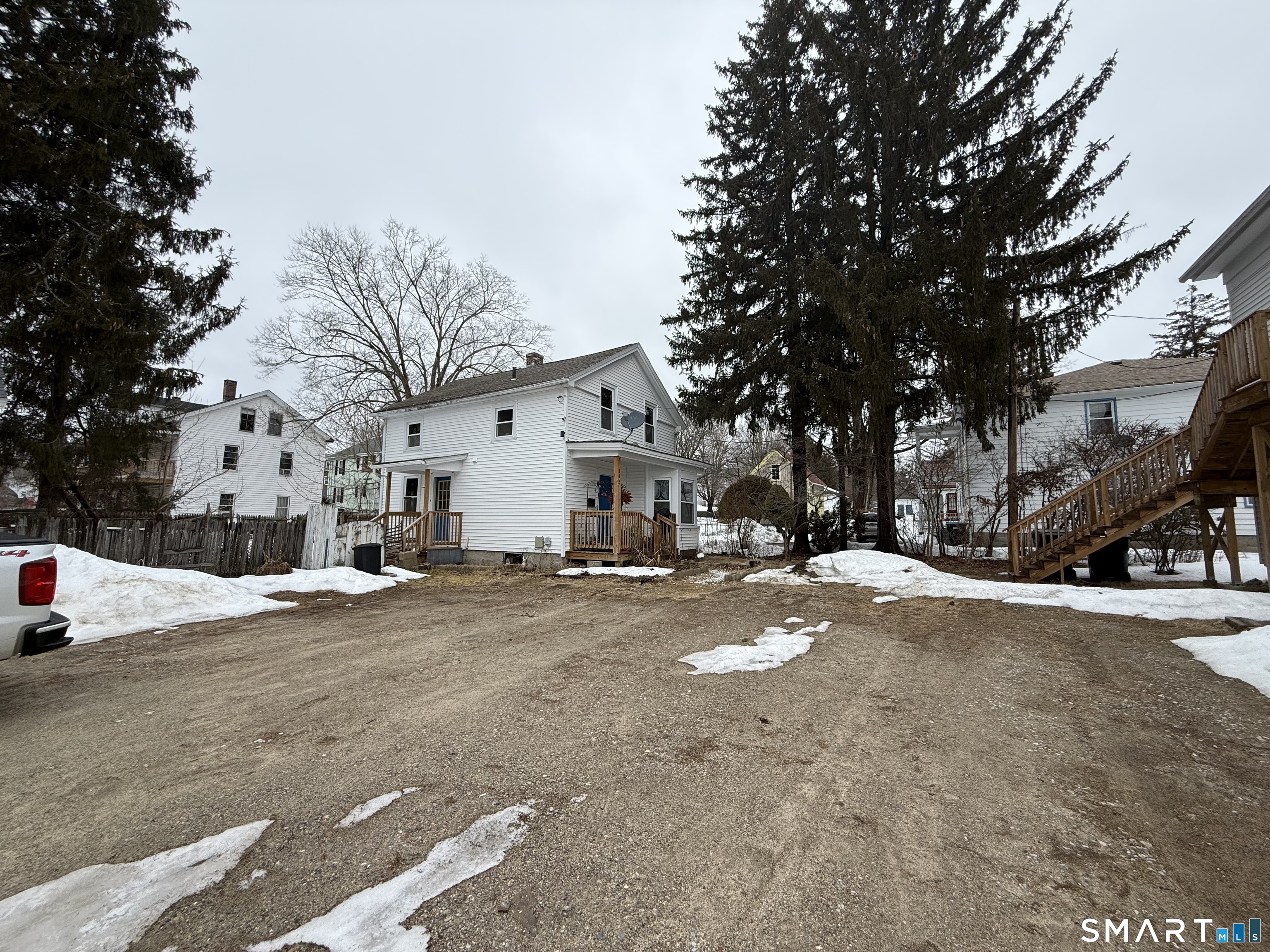 330-342 Church Street Putnam CT 06260