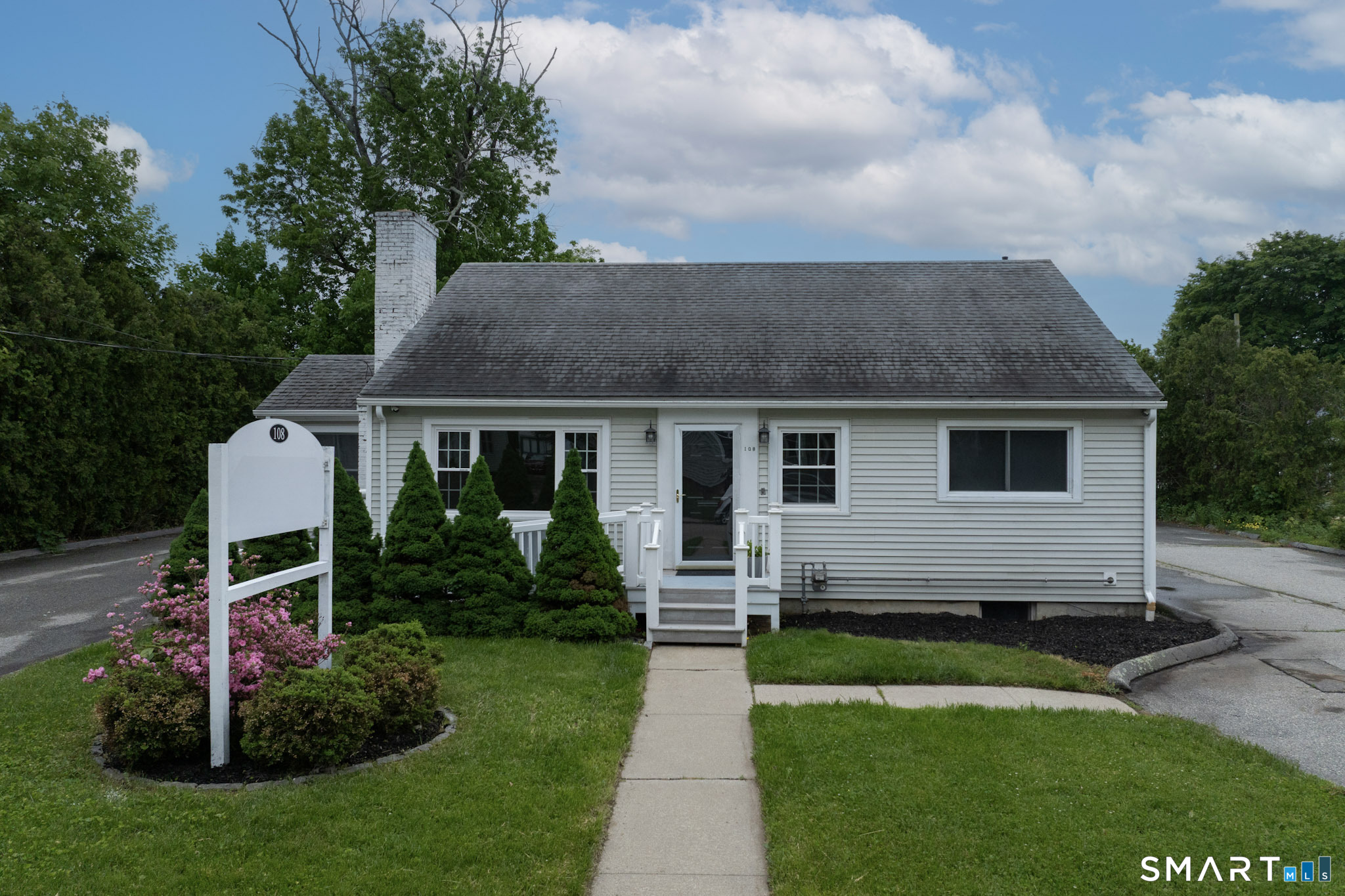 108 Sachem Street Norwich CT 06360