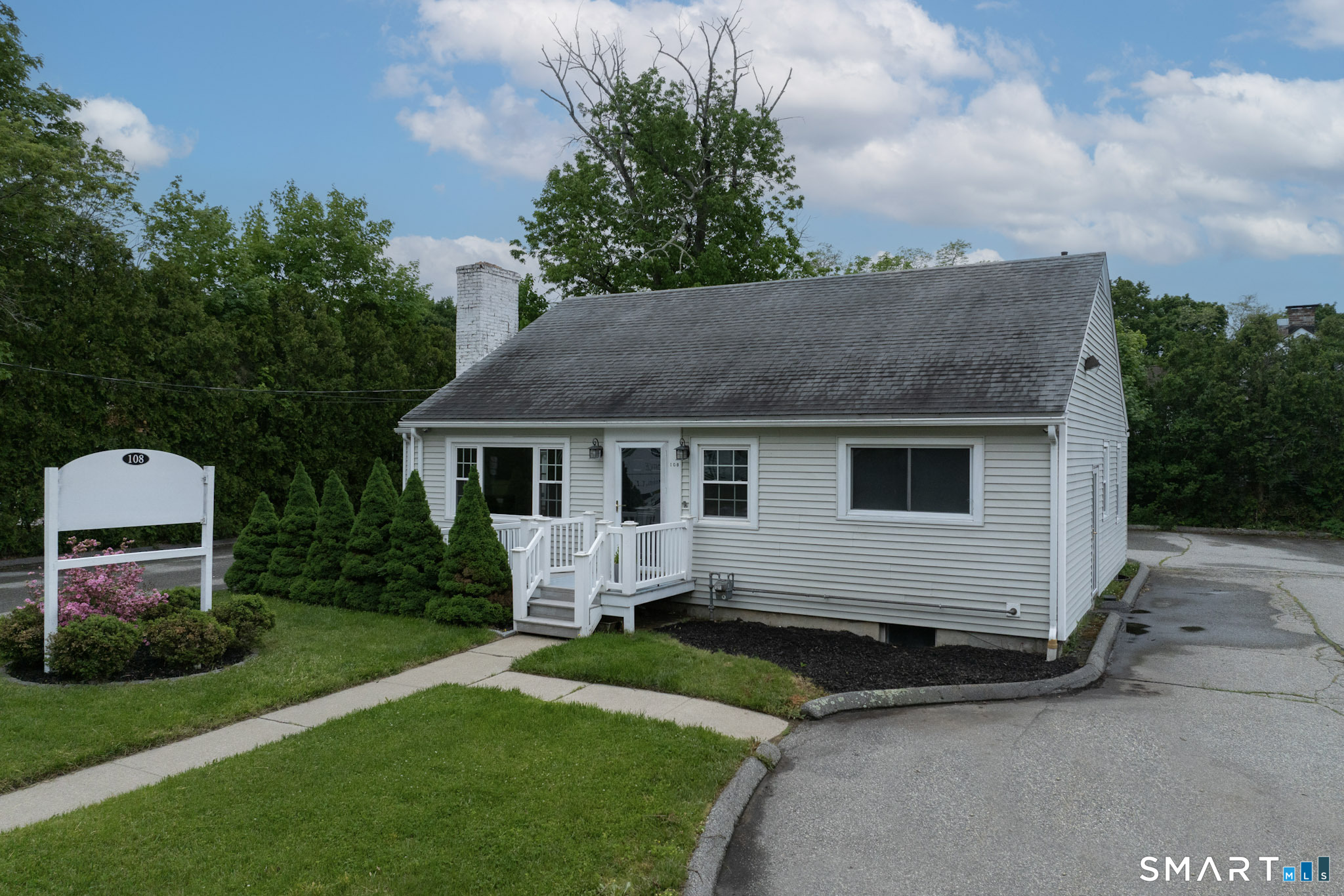 108 Sachem Street Norwich CT 06360